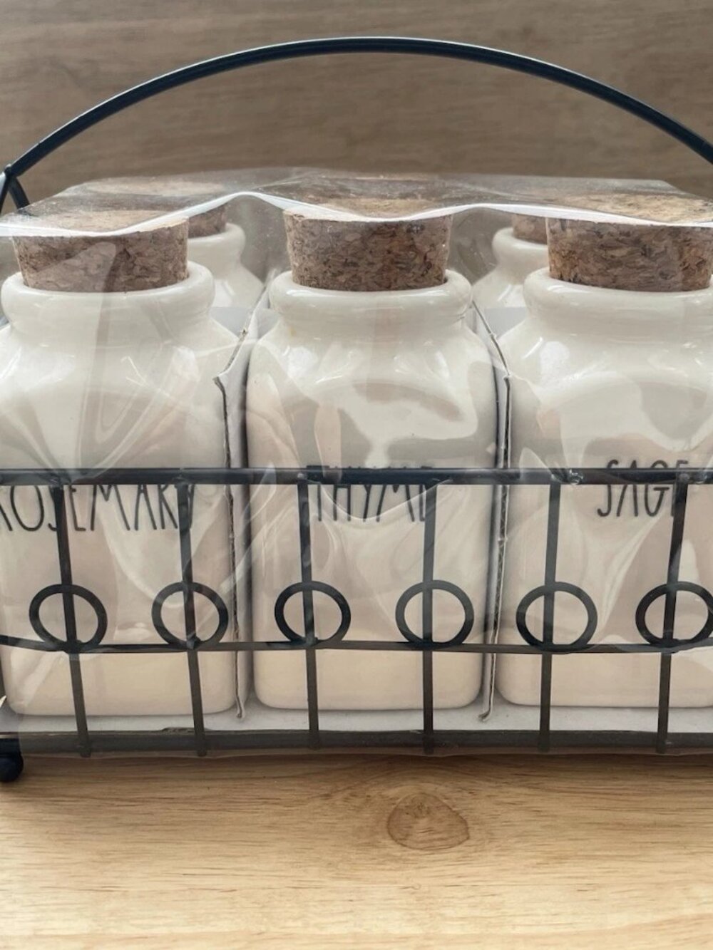 SALE! NWT RAE DUNN Kitchen Spice Jar Set with Rack